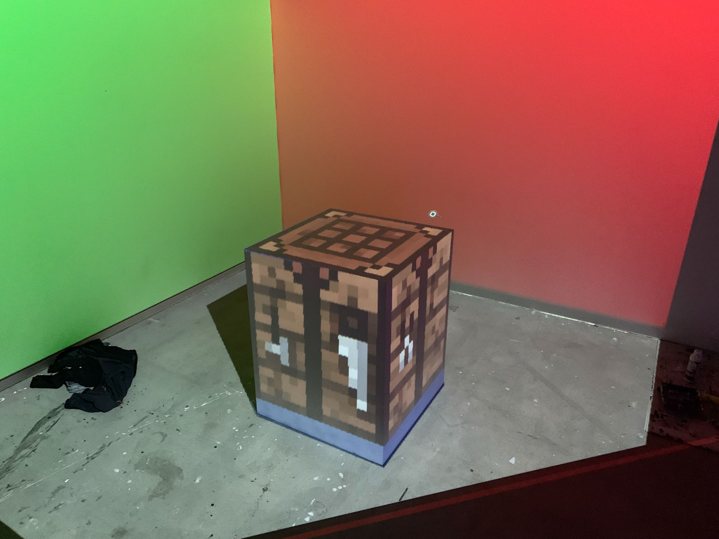 Mapping textures on the cube